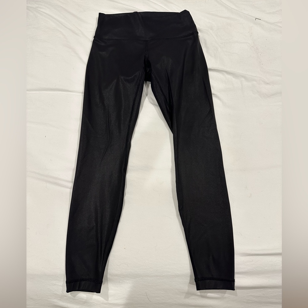 Lululemon Wunder Under black shine